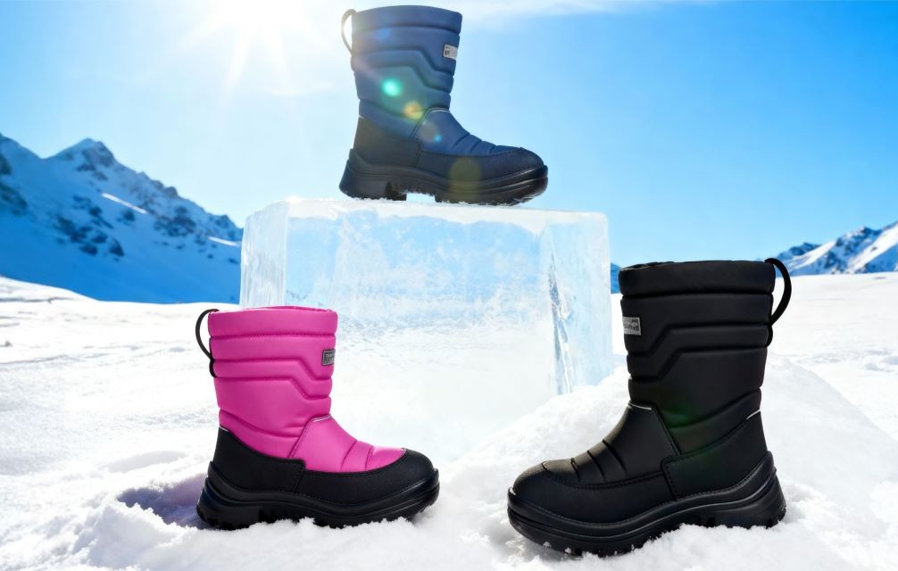 Почему у ребёнка мокрые ноги зимой даже в «непромокаемых» сапогах? Почему у ребёнка мокрые ноги зимой даже в «непромокаемых» сапогах?