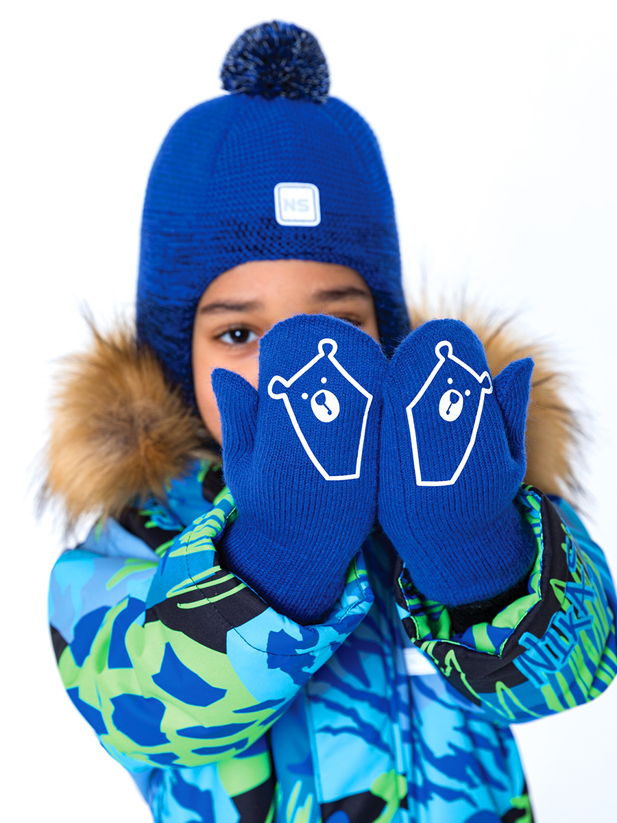 Варежки 2024. Варежки 2024. Мк варежки спицами с клином для большого пальца. Шапки 2024 смотреть. Зимняя неоновая шапка детская.