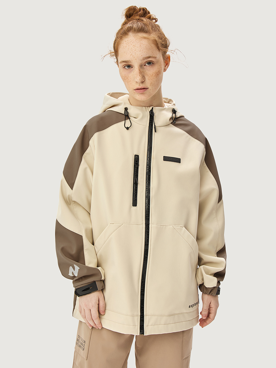 Ветровка 4л15426 кешью/кофе