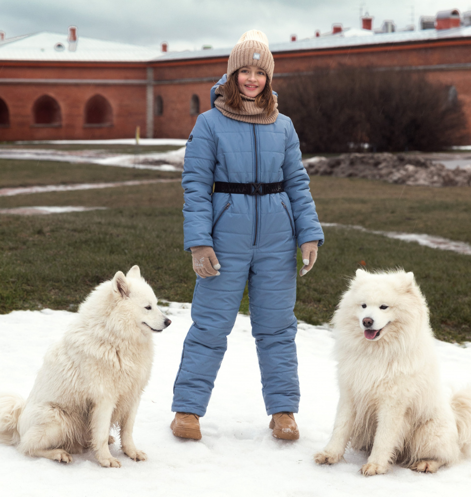 Зимний комбинезон для девочки